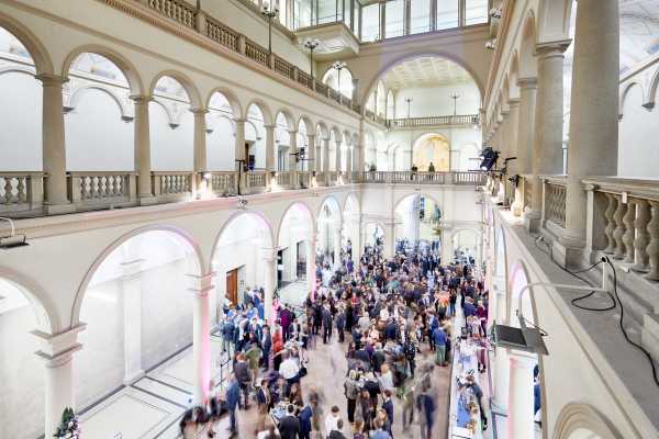 mtec-day-apero-main-hall